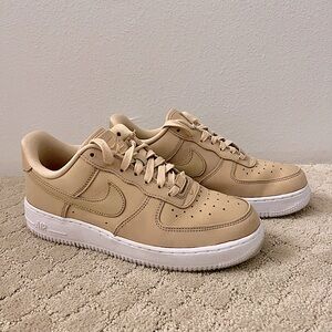 Nike Women’s Air Force 1 | Color: Vachetta Tan & White | Size: 8.5 | EUC